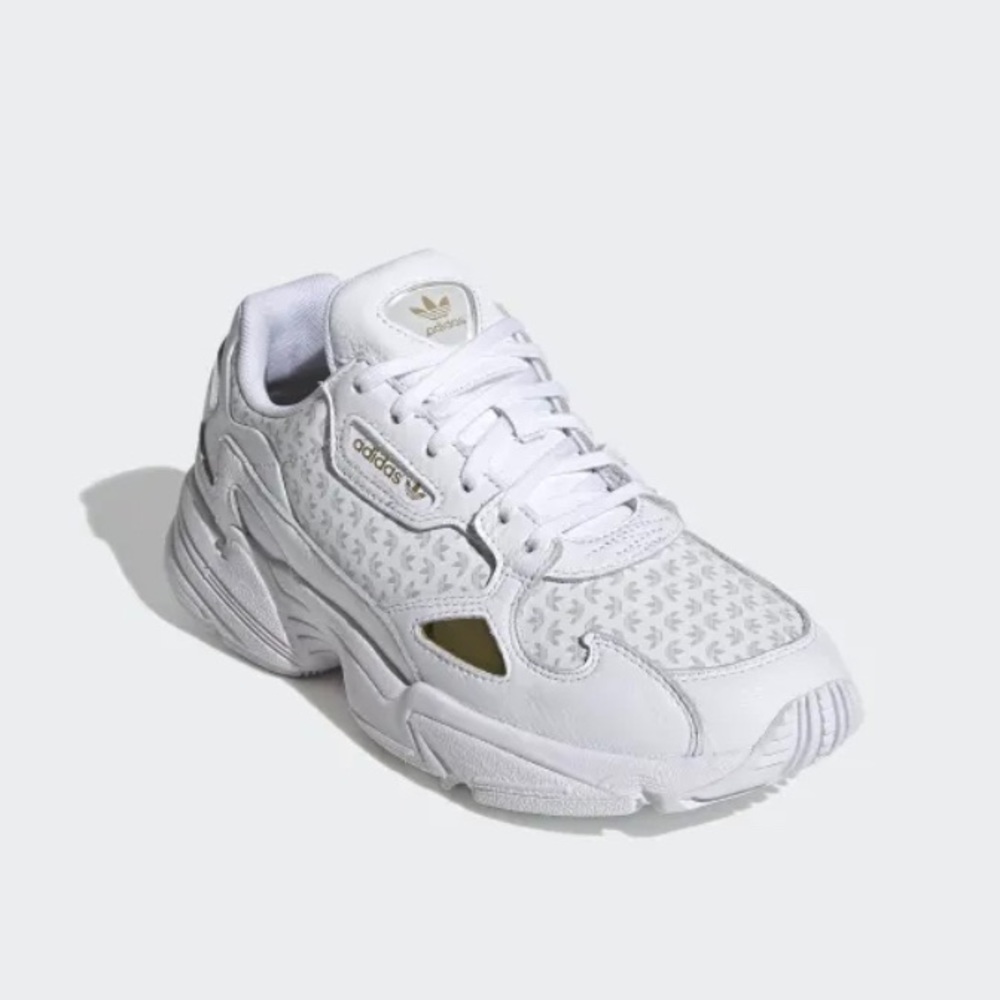 Falcon Adidas 🤍